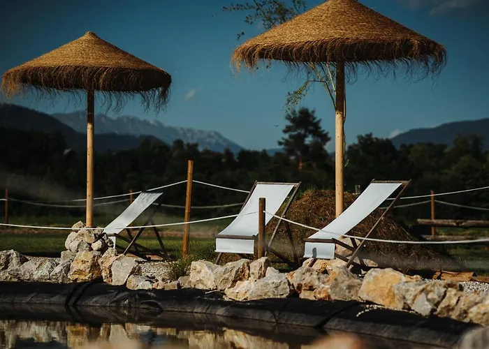 Glamping Alp Hut In Garden Park Kamp alanı