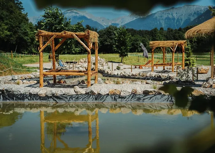 Kamp alanı Glamping Alp Hut In Garden Park Radovljica