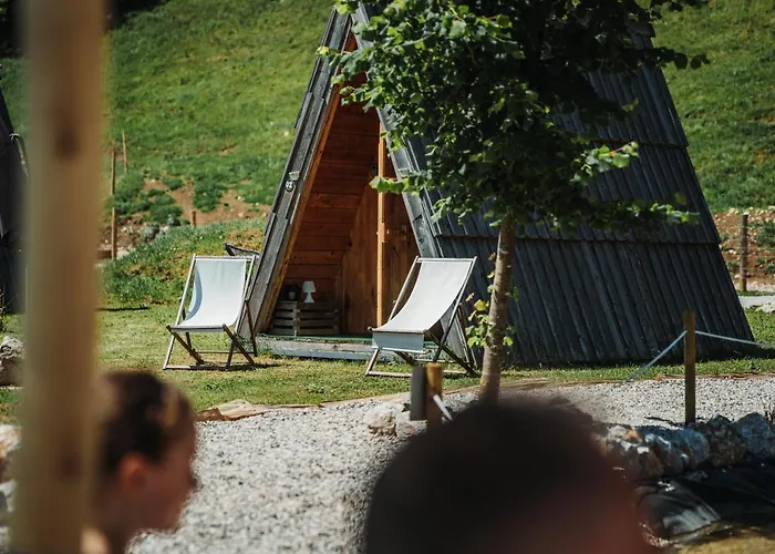 Kemping Glamping Alp Hut In Garden Park