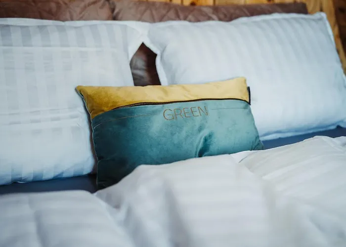 Kamp alanı Glamping Alp Hut In Garden Park *